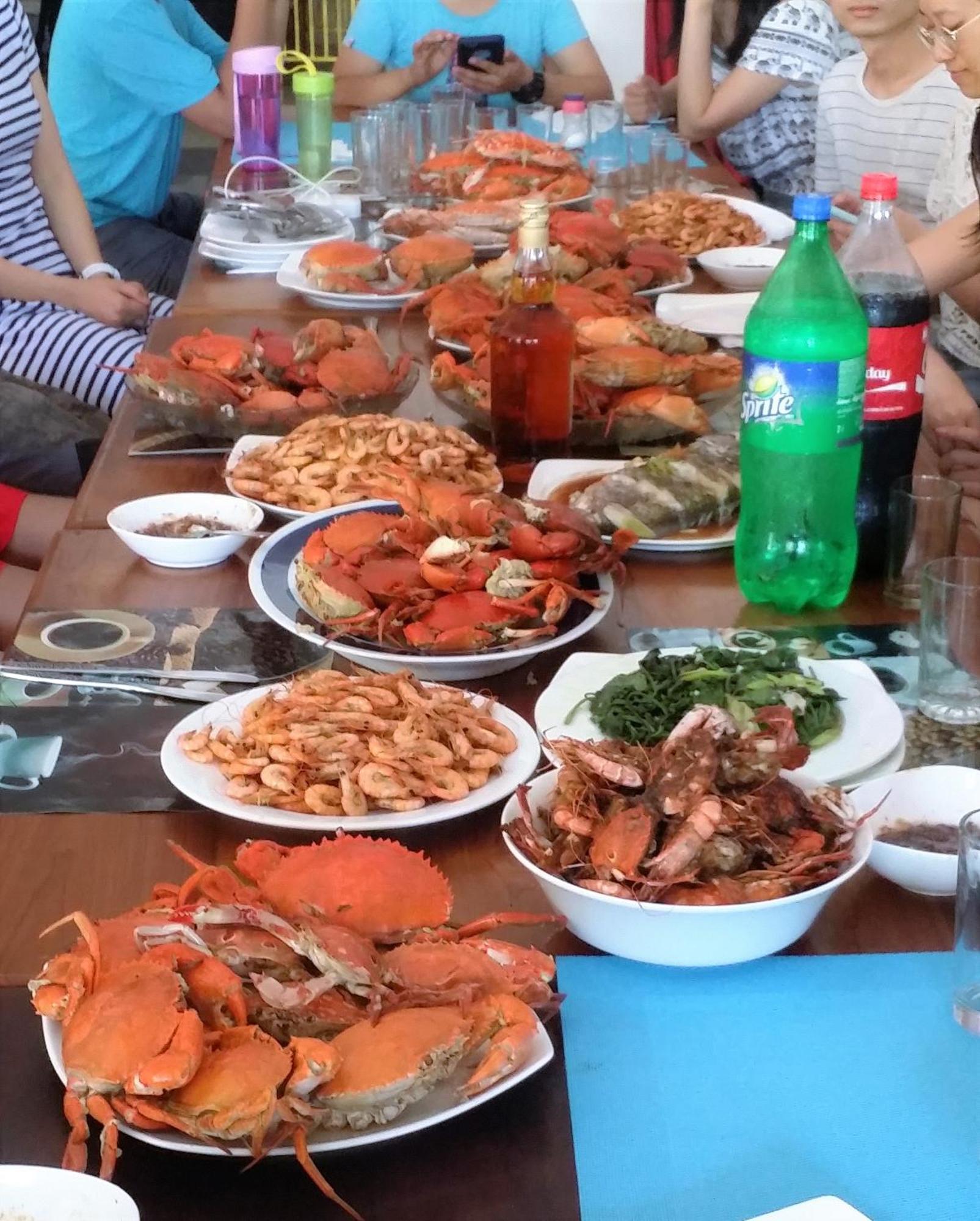 Maple Leaf Hotel เนกอมโบ ภายนอก รูปภาพ